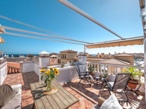Fantastic penthouse with roof terrace in the heart of Nerja